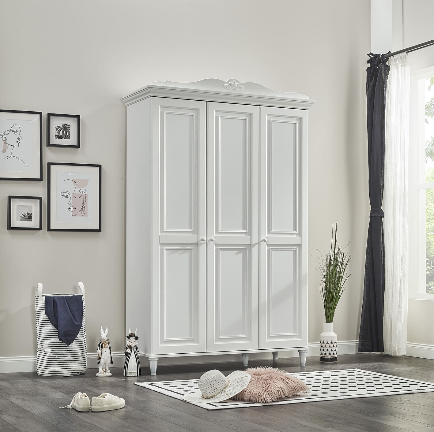 LORA 3 DOORS WARDROBE – Qortuba furniture قرطبة للأثاث