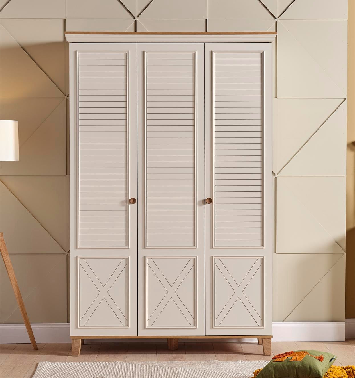 ATLAS 3 DOORS WARDROBE – Qortuba furniture قرطبة للأثاث