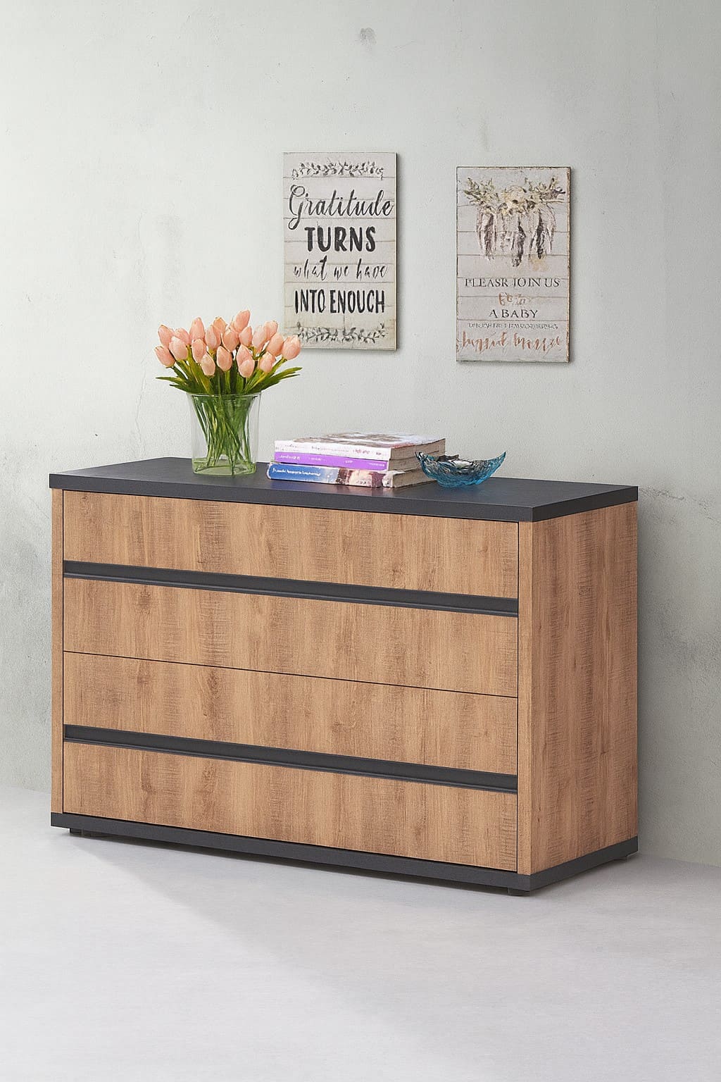 QUEEN ELSA DRESSER WITH MIRROR – Qortuba furniture قرطبة للأثاث