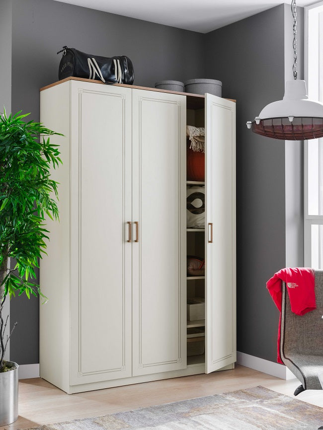 STORY 3 DOORS WARDROBE