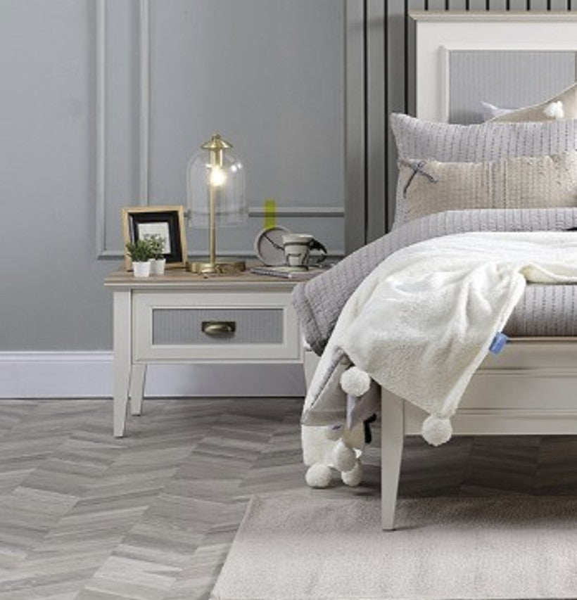 ODESSA NIGHTSTAND