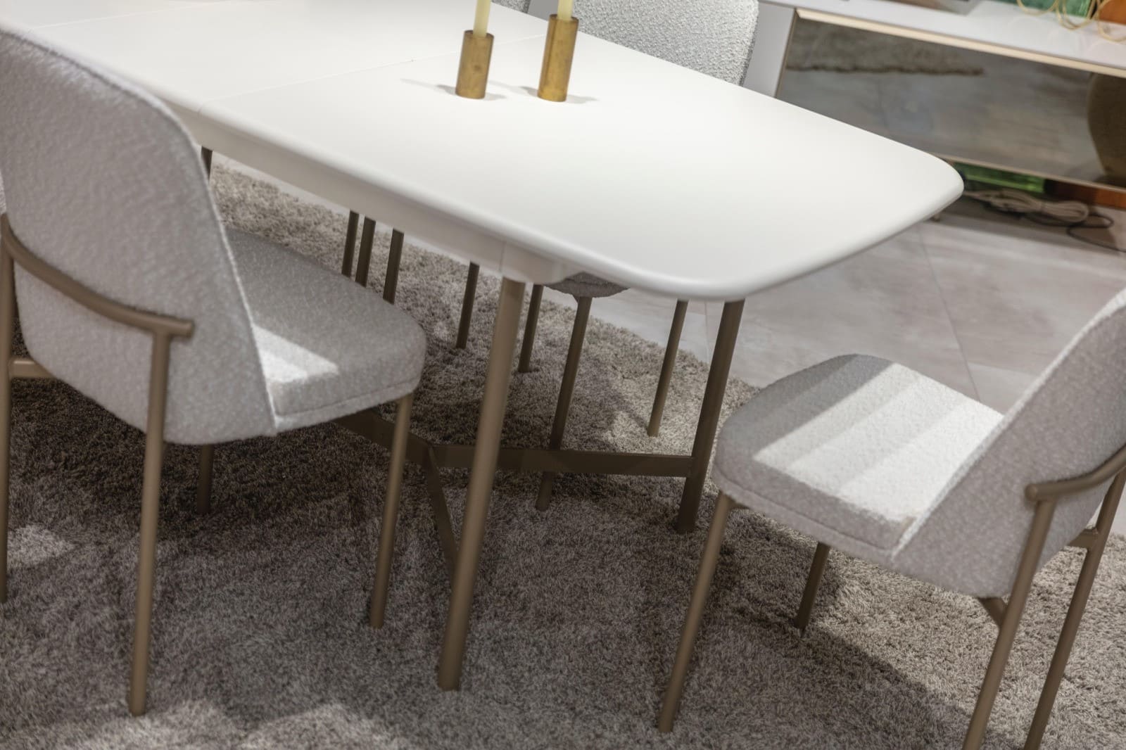 NOBLE 6 SEATS DINING TABLE SET