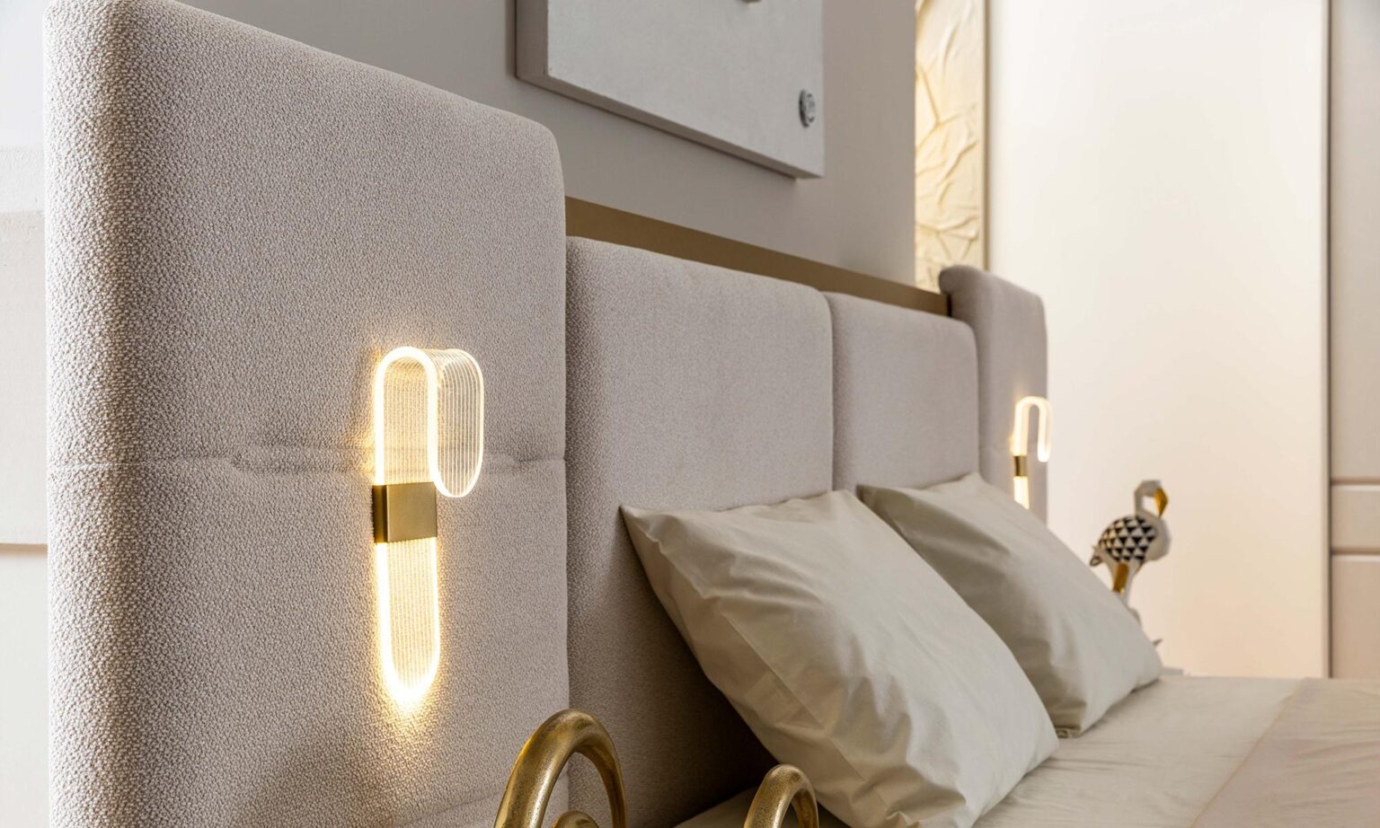 LOREN KING BEDROOM SET WITHOUT WARDROBE