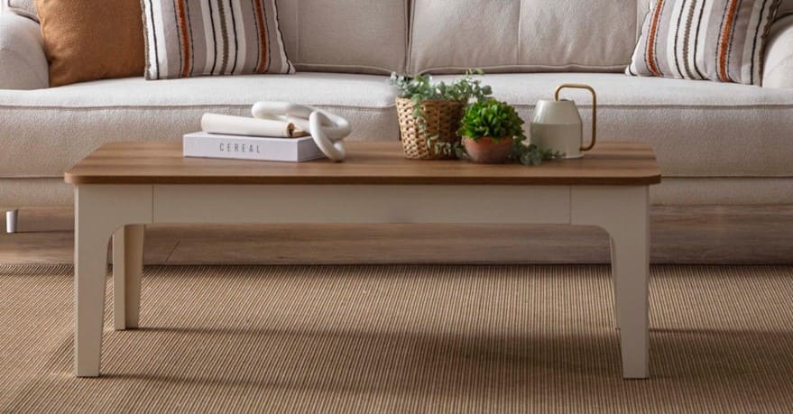 M COUNTRY COFFEE TABLE