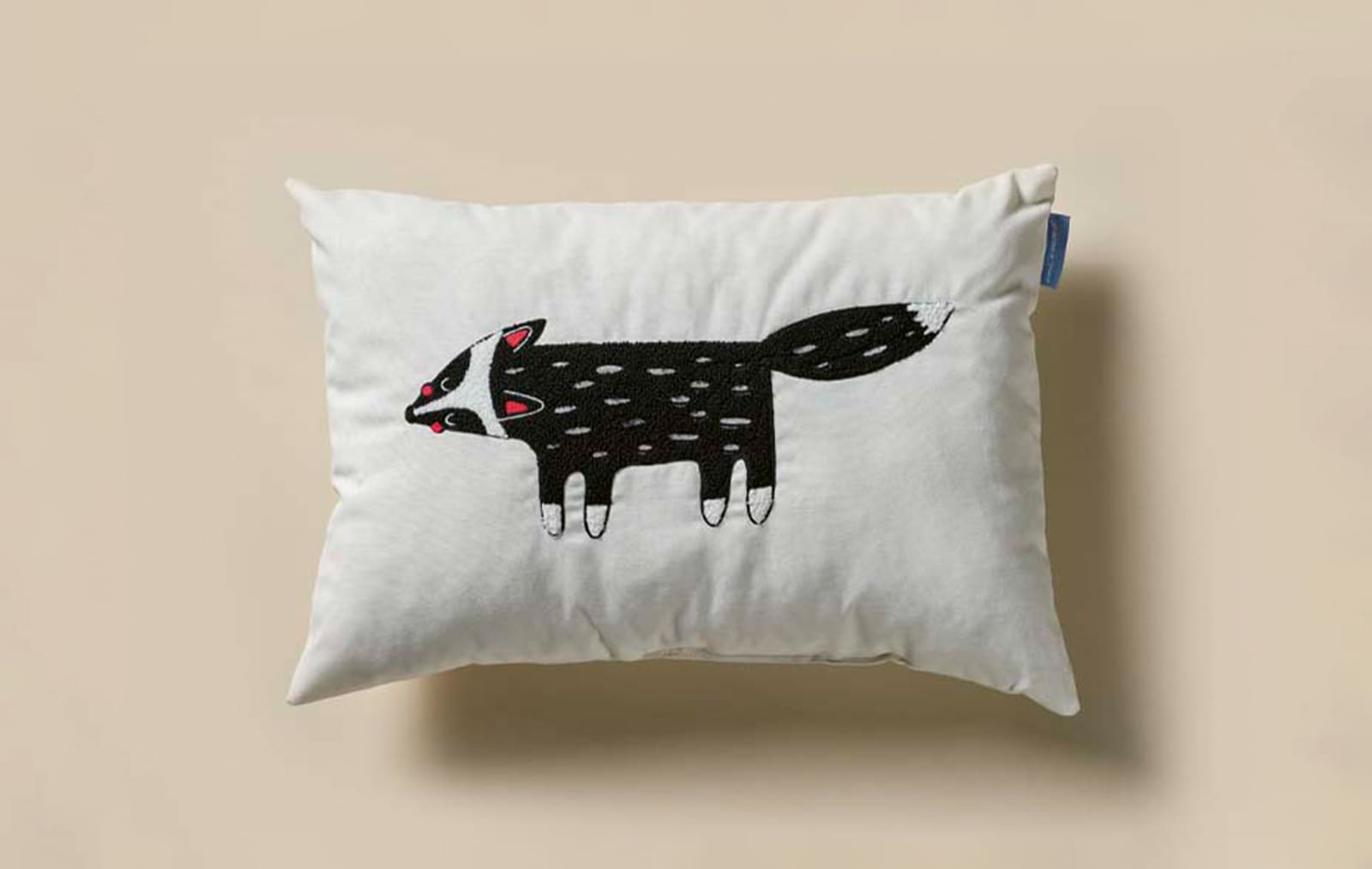 POLAR WOOD PILLOW NO 01