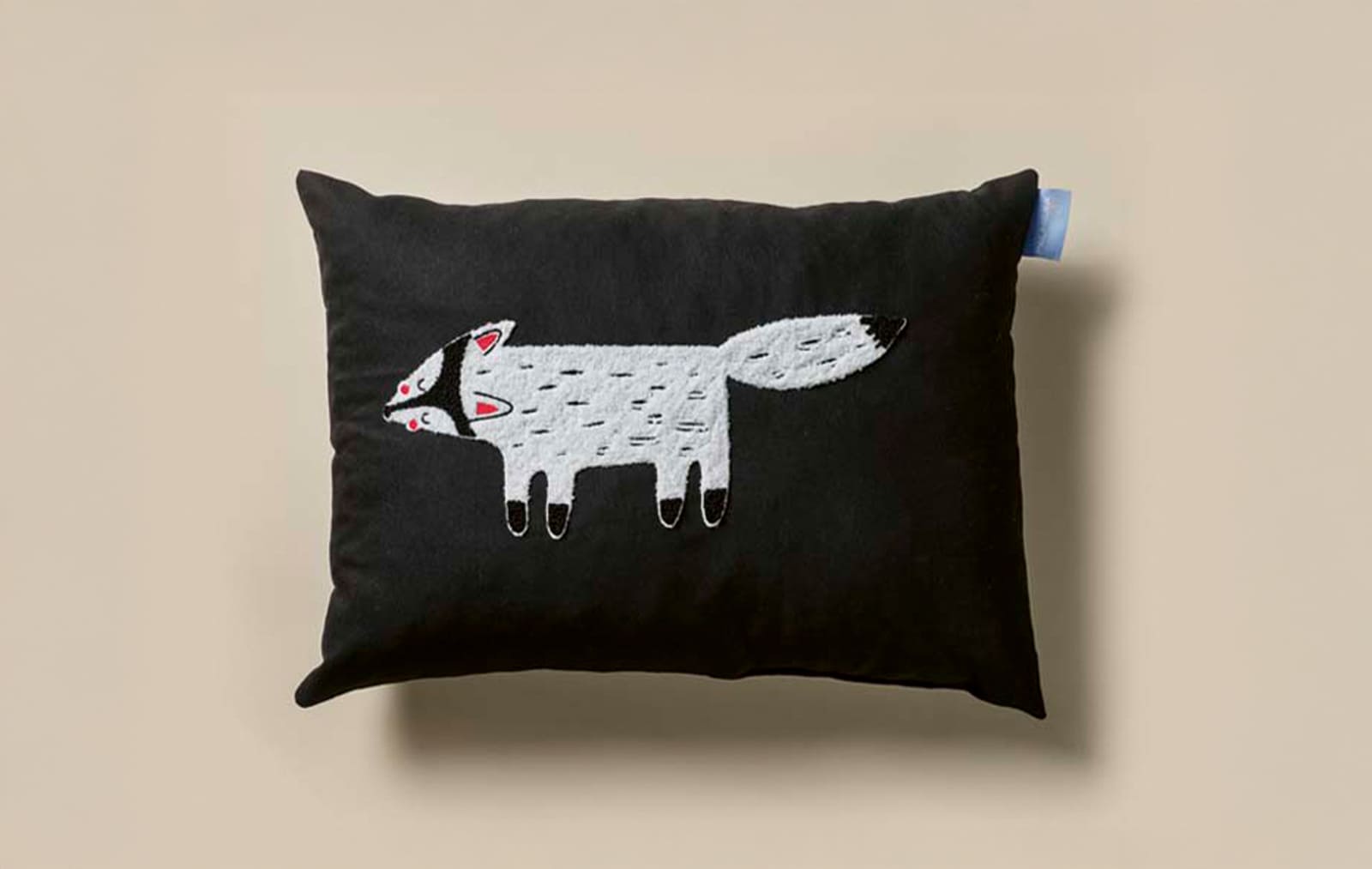 POLAR WOOD PILLOW NO 02