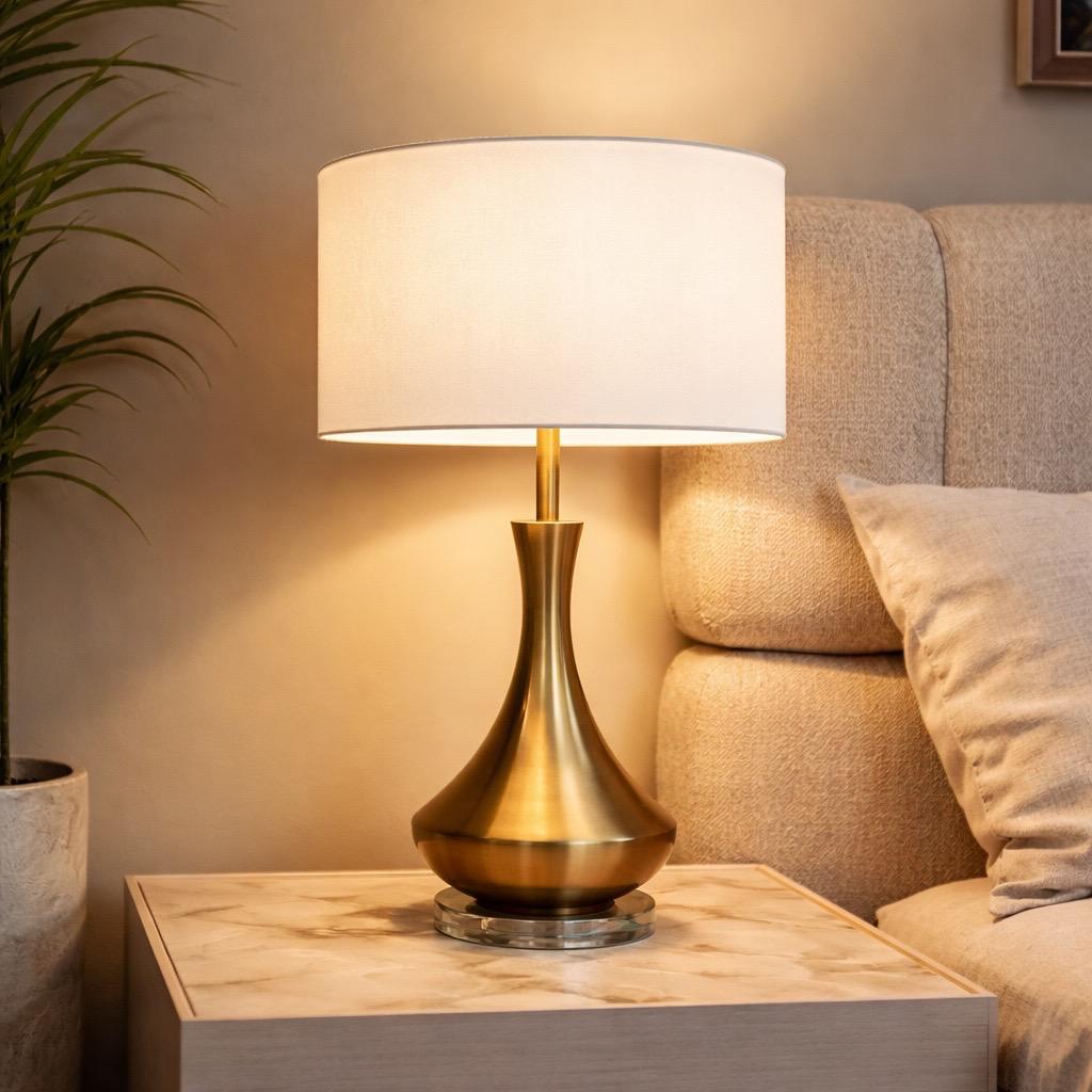 EASY TABLE LAMP